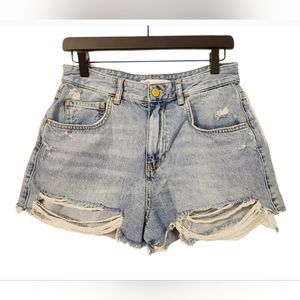 ZARA | High Rise ripped cut off distressed jean shorts raw hem size 6